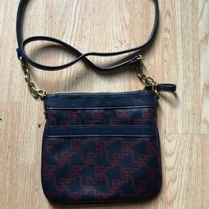 Crossbody purse